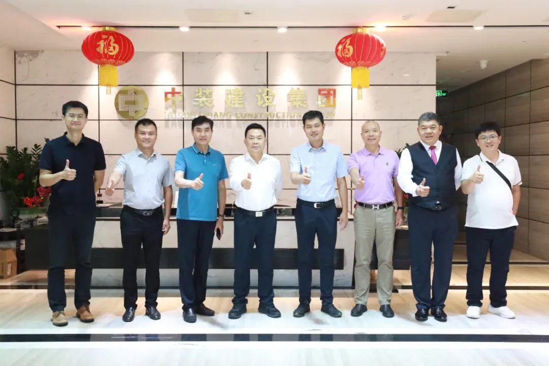 垣曲縣縣委常委、副縣長張帆一行蒞臨中裝建設(shè)考察交流 垣曲縣縣委常委、副縣長張帆一行蒞臨中裝建設(shè)考察交流